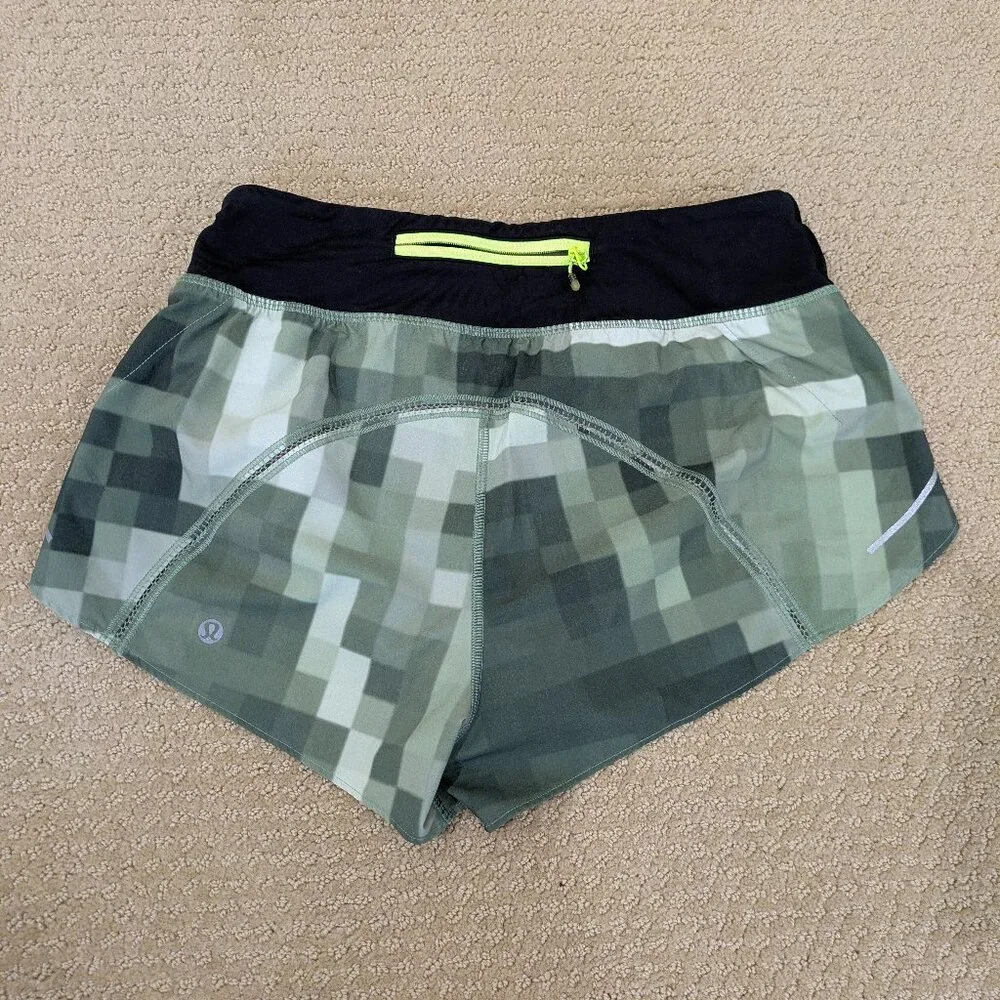 Lululemon Split Second II Shorts - Picture 2 of 4